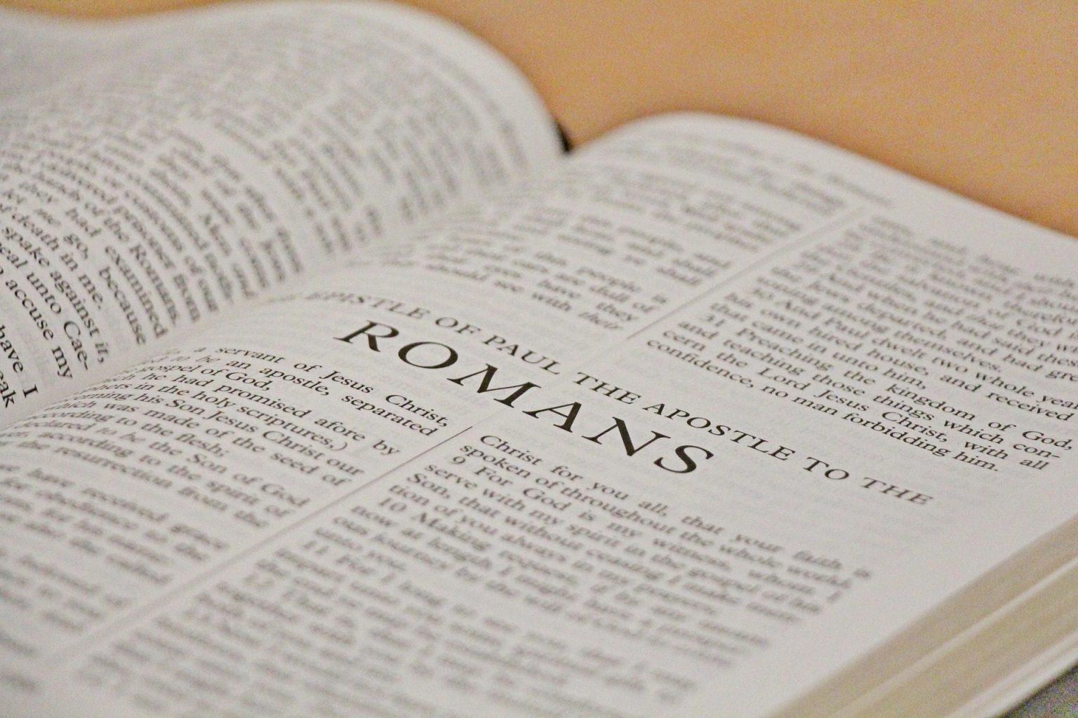 Quantos livros da Bíblia Paulo realmente escreveu?